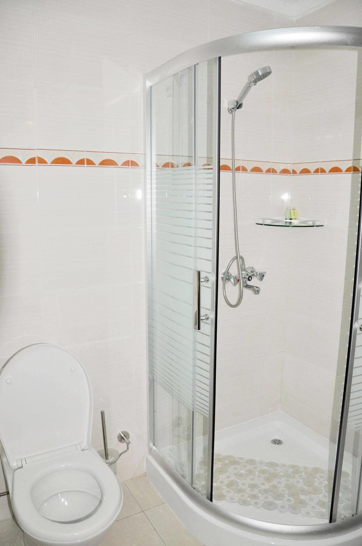Great Seasons Hotel Kigali Exteriör bild